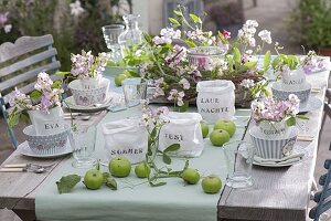 Romantic table decoration with perennial vetches