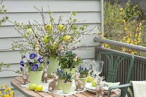 Prunus spinosa and Corylus avellana bouquet