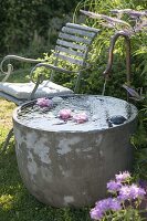 Garden corner with water feature