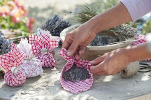 Lavendelsäckchen aus Stoffresten selbermachen