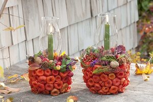 Pots stuck with lanterns as decorative containers