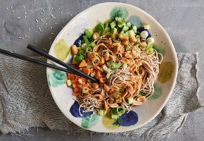 Soba noodle salad with carrot, cucumber and peanut dressing