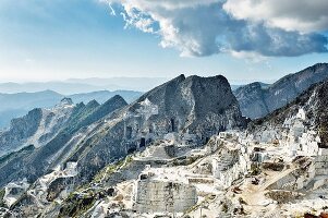 Marmor-Steinbruch in den Apuanischen Alpen, Carrara, Italien