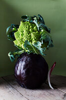 Red cabbage and Romanesco