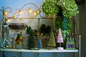 A wall shelf with Christmas decorations