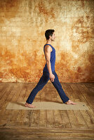Virabhadrasana Trikonasana Flow (yoga exercise)