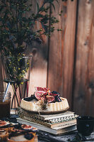 Fig tarts with vanilla cream and salted caramel