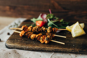 Grilled mussel skewers