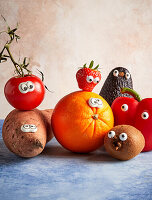 Obst und Gemüse mit Augen