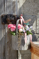 Easter arrangement with flowers