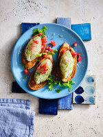 Crostini with tartare of gilthead and celery