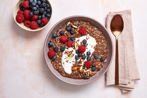 Chocolate and chia muesli with berries