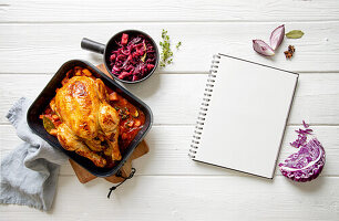 Country chicken with red cabbage