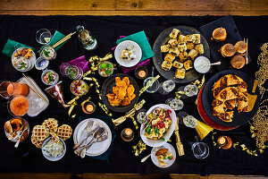 Buffet mit Vorspeisen und Snacks