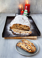 Christmas stollen with sultanas and currants
