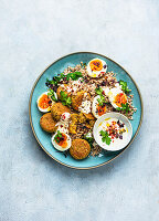 Buckwheat salad with falafel and egg