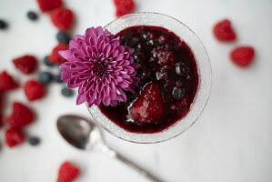 Red fruit jelly