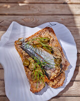 Sardine tartine with fennel and olives
