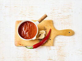 Fruity barbecue sauce with garlic and chili