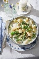 Asparagus ragout with potatoes, chervil and tarragon