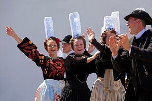 France, Finistere, Gorse Flower Festival 2015 in Pont Aven, Circle Ar Vro Vigoudenn of Pont l'Abbé