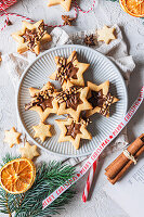 Gefüllte Schoko-Sterne