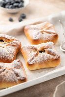 Ricotta-Blaubeer-Taschen