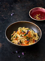 Miso-Spaghetti mit Keta-Kaviar