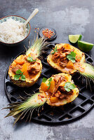 Thai-Enten-Curry mit Kokosmilch und Ananas