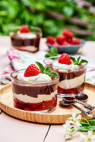 Schokoladen-Himbeer-Mousse