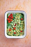 Lachs-Spinat-Pasta aus dem Ofen