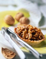 Individual walnut tart