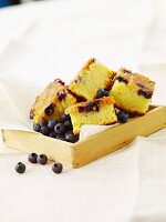 Blondies mit Blaubeeren