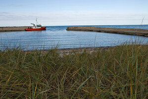 Küstenlandschaft und Hafen in der Nähe von Djauvik, Gotland, Schweden, Skandinavien, Europa