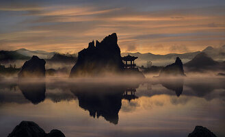 Morgenstille an Todamsambong Pavillon, Tanyang, Südkorea, Asien 