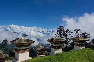 Chörten auf dem Dochu Pass zwischen Thimpu und Punakha, Bhutan, Himalaya, Asien