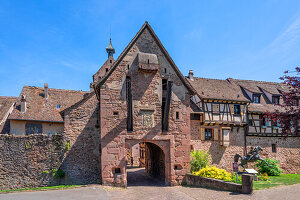 City walls of Riquewihr, Reichenweier, Haut-Rhin, Route des Vins d'Alsace, Alsace Wine Route, Grand Est, Alsace-Champagne-Ardenne-Lorraine, France