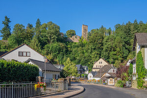 Grenzau mit Burg, Höhr-Grenzhausen, Brexbachtal, Kannenbäckerland, Westerwald, Rheinland-Pfalz, Deutschland