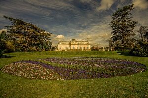  Benrath Palace and Park with flowerbed in spring, Düsseldorf, NRW, Germany 
