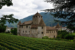 Schloss Maretsch im historischen Zentrum von Bozen, Südtirol, Italien