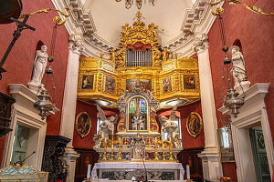  Altar of the Church of Saint Blaise, Dubrovnik, Croatia, Europe 