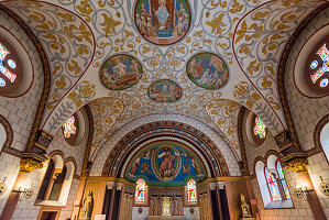 Deckenmalerei in der St. Leo-Kapelle, Eguisheim, Haut-Rhin, Alsace, Elsass, Grand Est, Frankreich