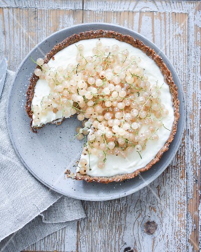 Lillet white currant tart