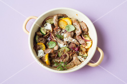 Turkey with courgettes (keto cuisine)